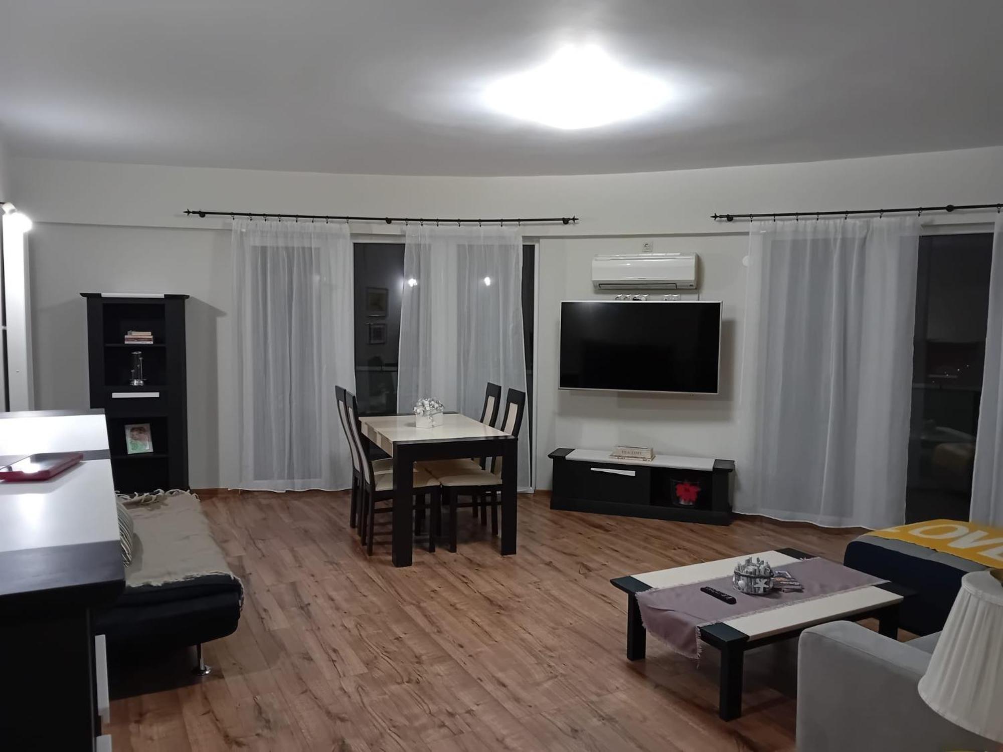 Panorama Apartament Plaza Tower Сату-Маре Екстер'єр фото