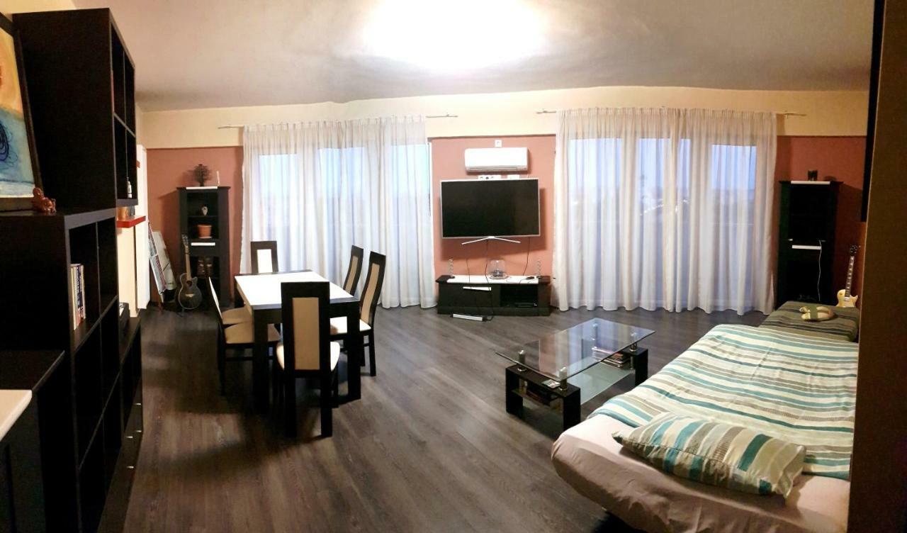 Panorama Apartament Plaza Tower Сату-Маре Екстер'єр фото